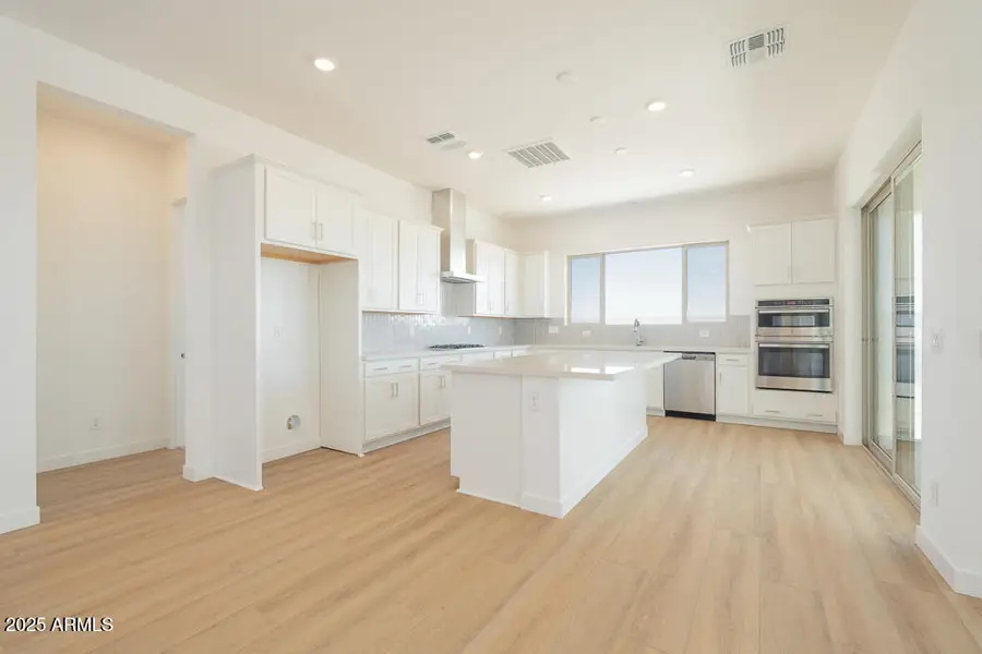 1910 E Empeltre Road, San Tan Valley, AZ 85140 - Image #2