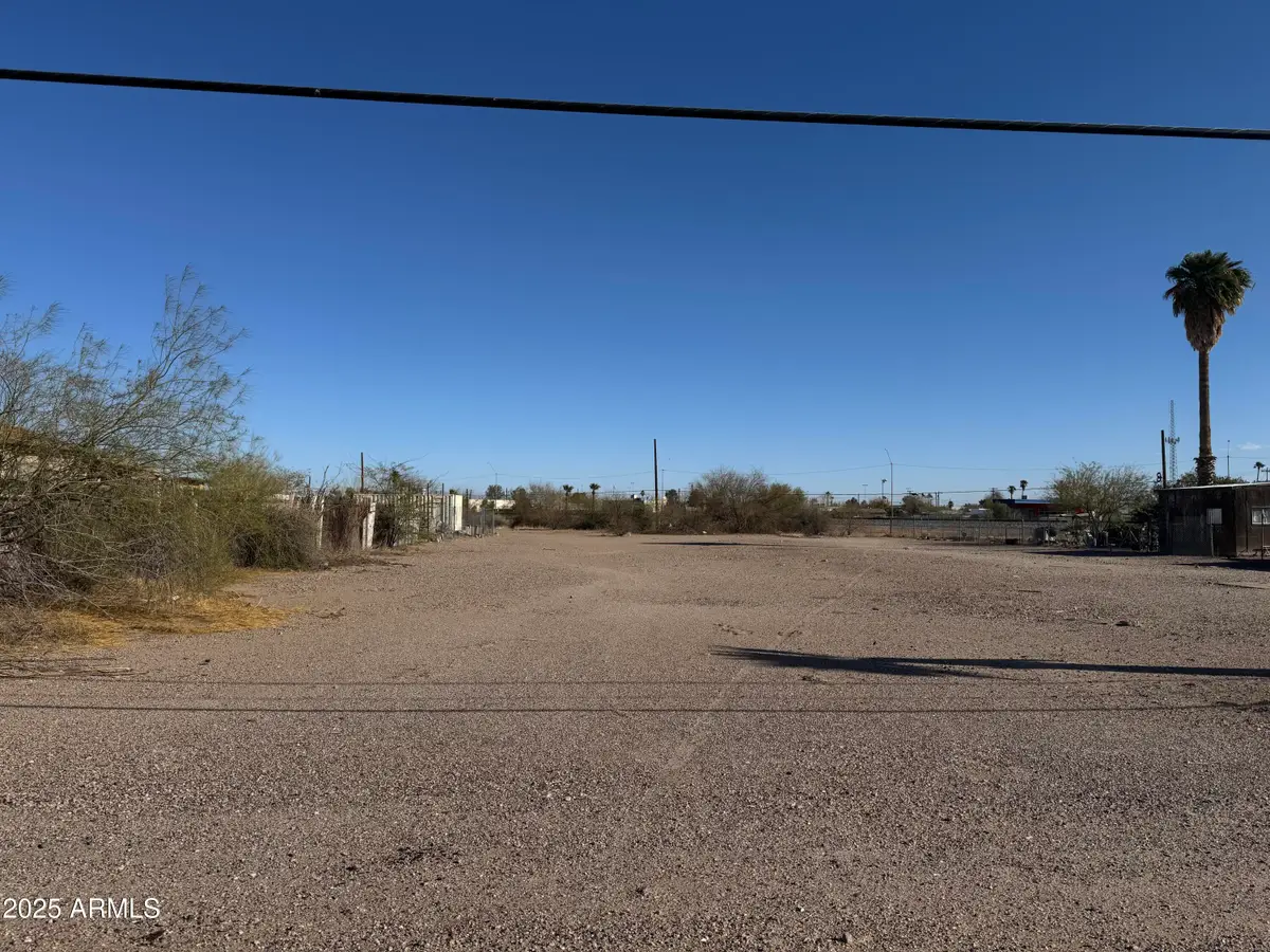 216 W 3rd Place #10, Eloy, AZ 85131 - Image #1