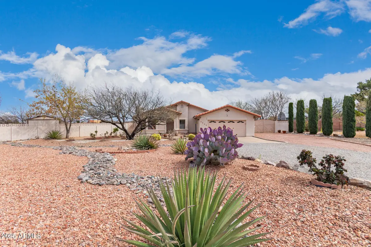 4225 S Comanche Drive, Sierra Vista Southeast, AZ 85650 - Image #1