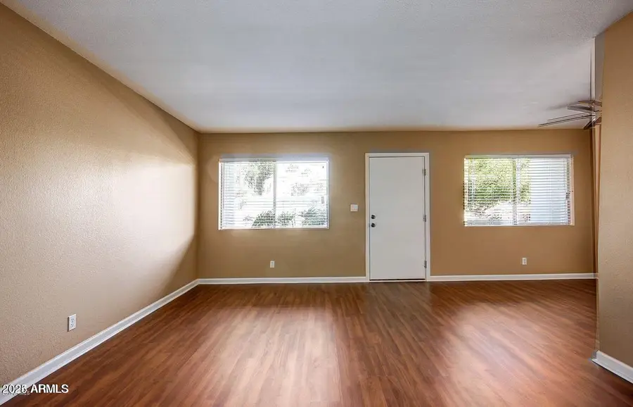 1702 W Tuckey Lane #111, Phoenix, AZ 85015 - Image #2