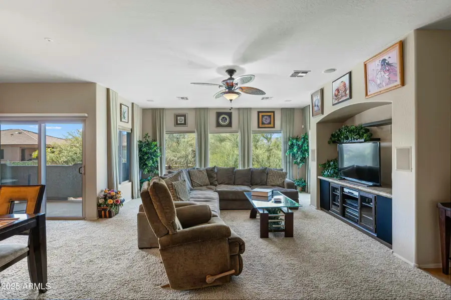 16525 E Avenue Of The Fountains Avenue #201, Fountain Hills, AZ 85268 - Image #2