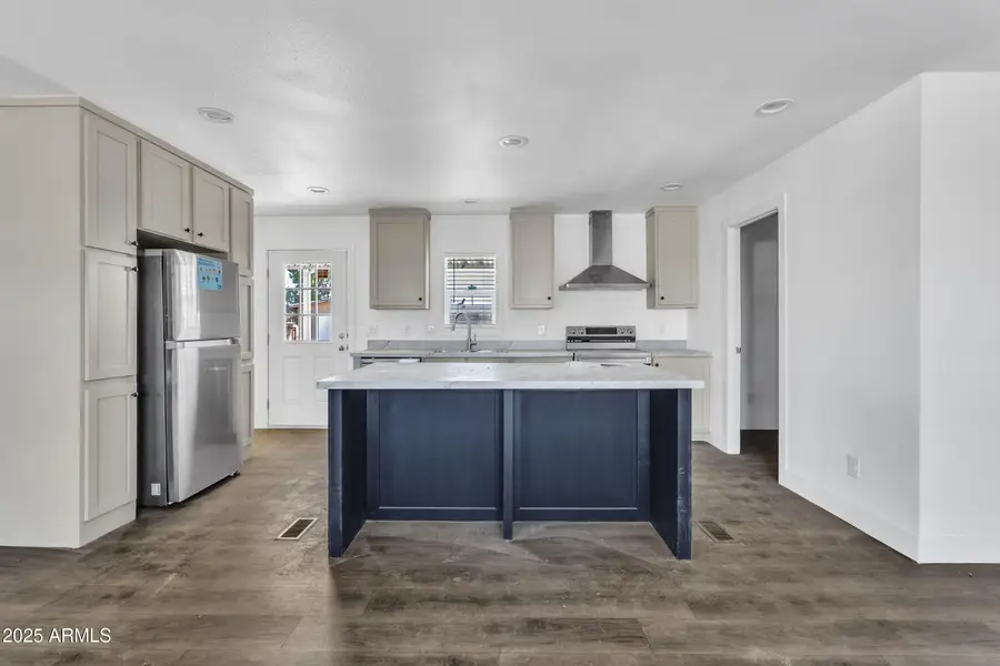 2679 W Manzanita Street, Apache Junction, AZ 85120 - Image #2