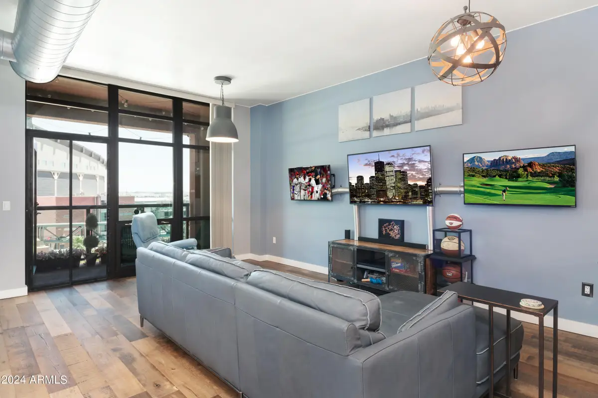 310 S 4th Street #707, Phoenix, AZ 85004 - Image #1