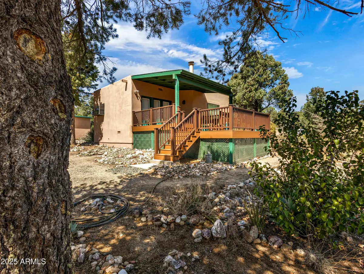 15555 S Middle Ridge Road, Kirkland, AZ 86332 - Image #1