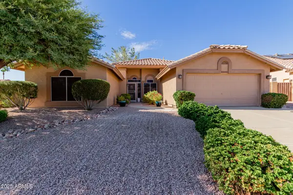 8444 W Behrend Drive, Peoria, AZ 85382