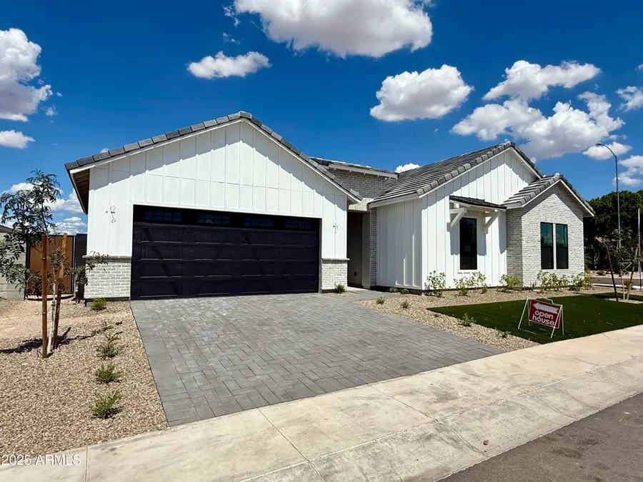 6460 E Omega Circle, Mesa, AZ 85215 - Image #3