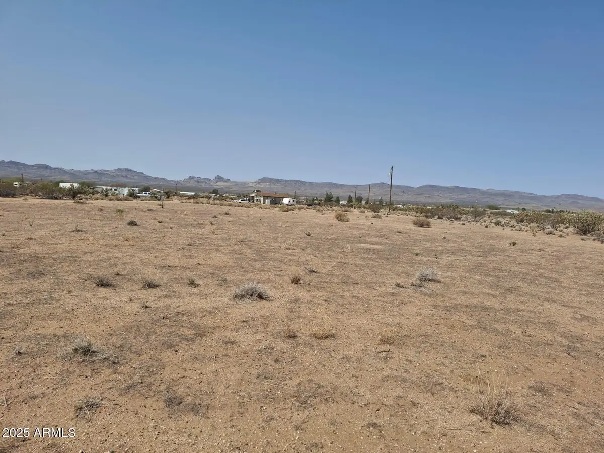 0000 W Cowlic Road #12, Golden Valley, AZ 86413 - #1