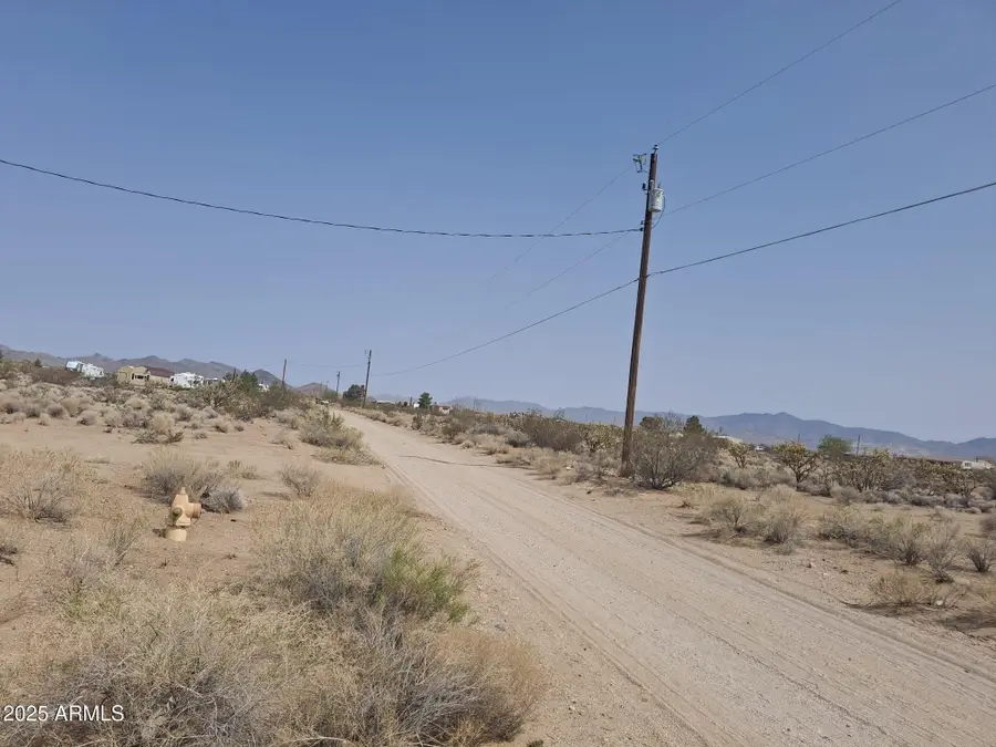 0000 W Cowlic Road #12, Golden Valley, AZ 86413 - #3