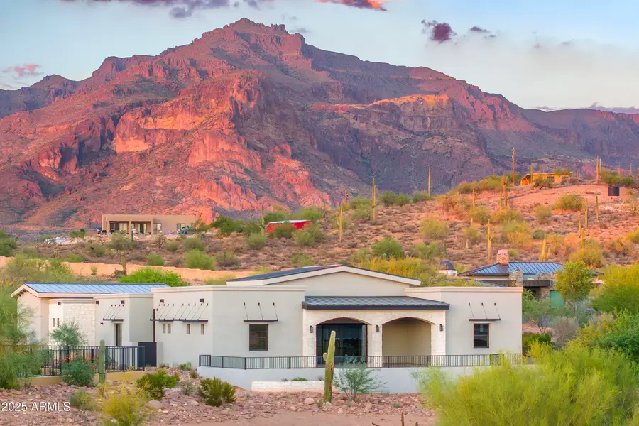 9431 E Superstition Mountain Drive, Gold Canyon, AZ 85118 - Image #3