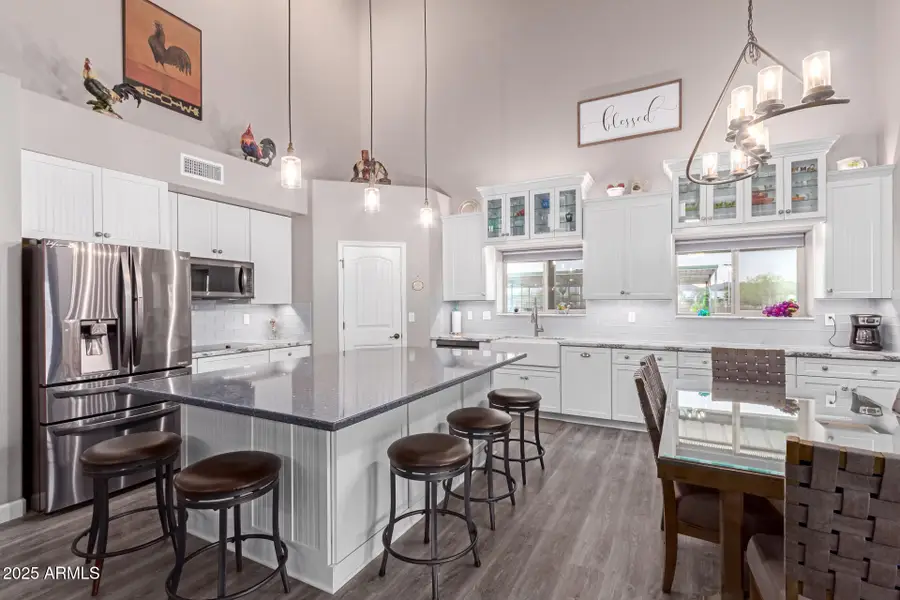 29756 N Varnum Road, San Tan Valley, AZ 85143 - Image #2