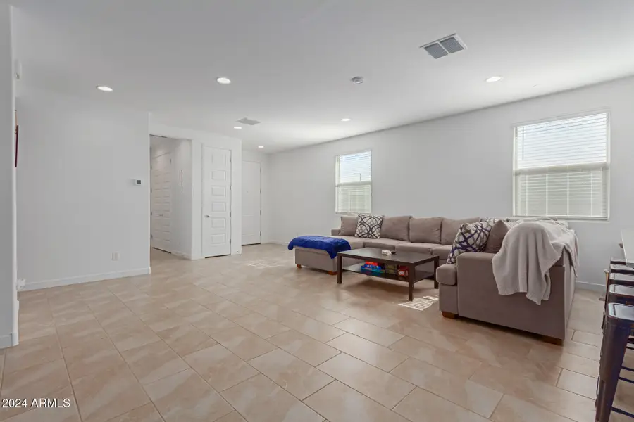 8272 N 170th Lane, Waddell, AZ 85355 - Image #2