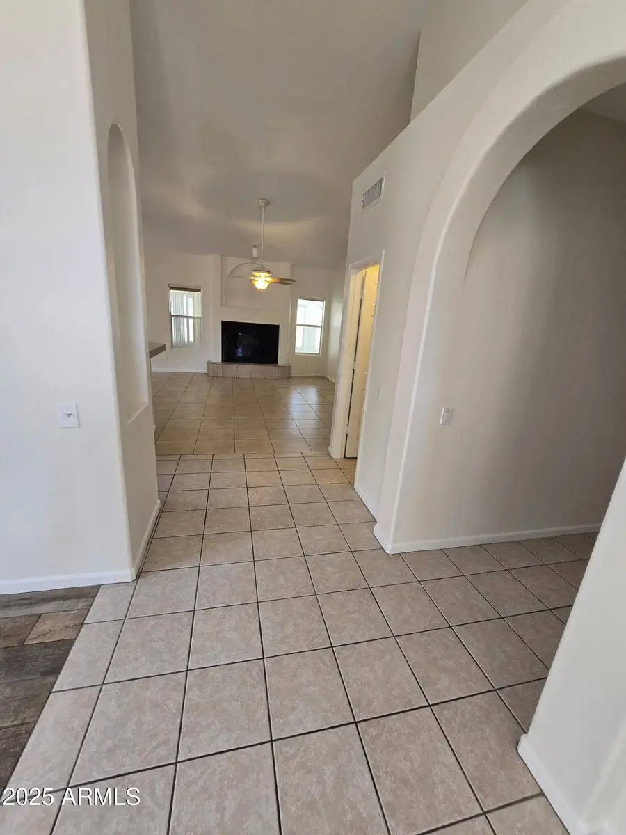 11233 W Olive Drive, Avondale, AZ 85392 - Image #2