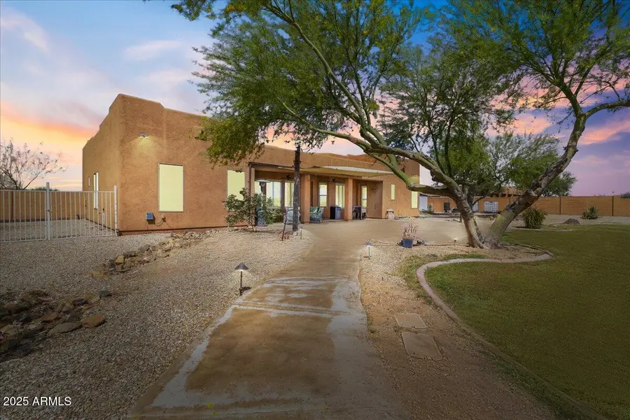 28809 N 231st Avenue, Wittmann, AZ 85361 - Image #2