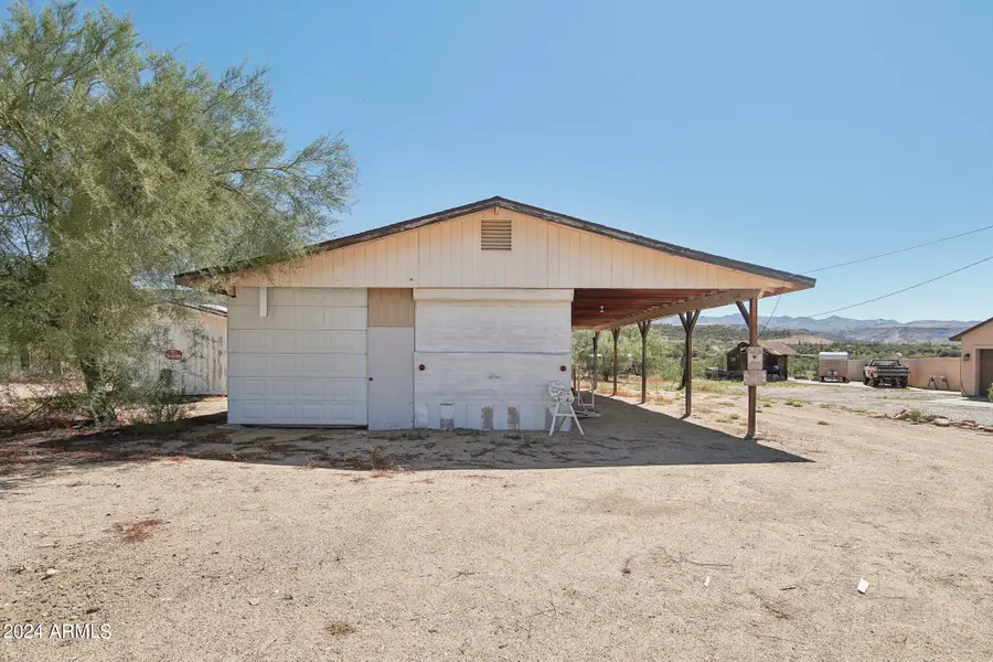 32455 S Lisa Drive, Black Canyon City, AZ 85324 - Image #2