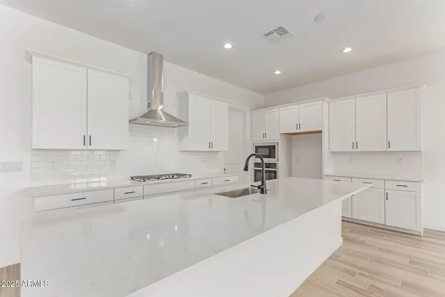 15821 W Bronco Trail, Surprise, AZ 85387 - Image #2