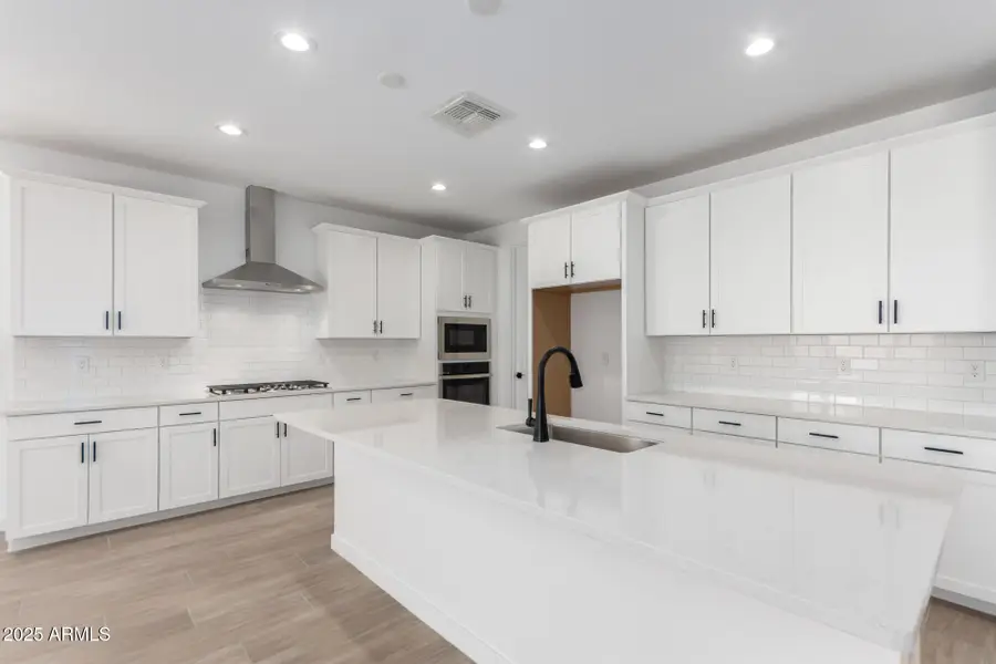 15810 W Bronco Trail, Surprise, AZ 85387 - Image #2