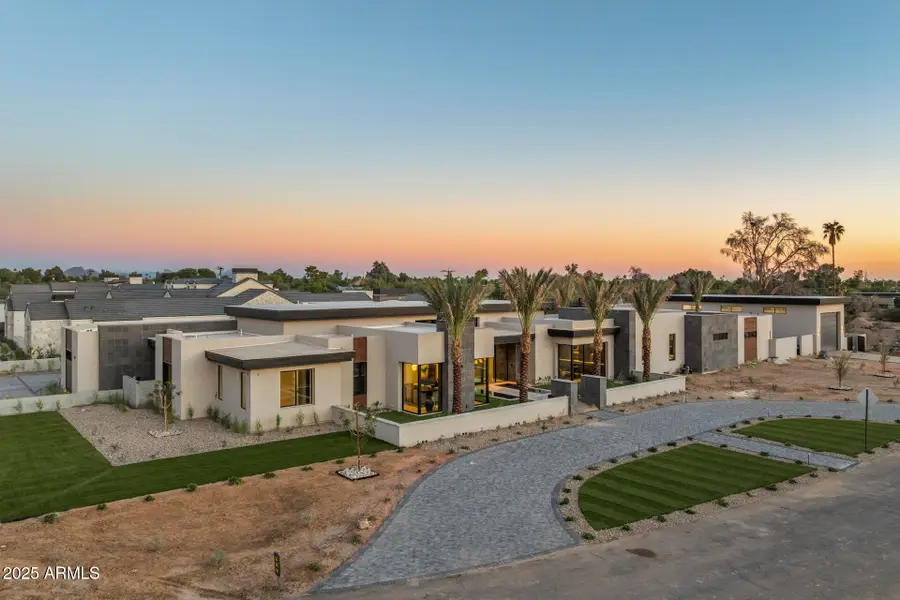 7001 E Paradise Drive, Scottsdale, AZ 85254 - Image #2