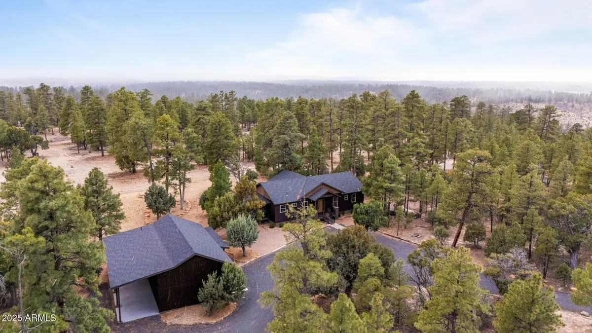 2702 Majestic Elk Road, Overgaard, AZ 85933 - Image #1