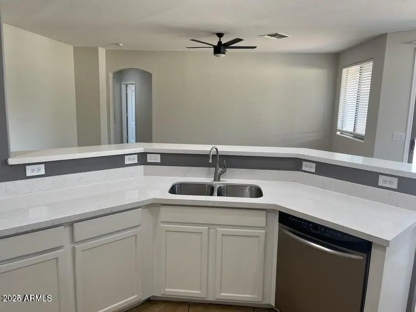 15461 W Jefferson Street, Goodyear, AZ 85338 - #2