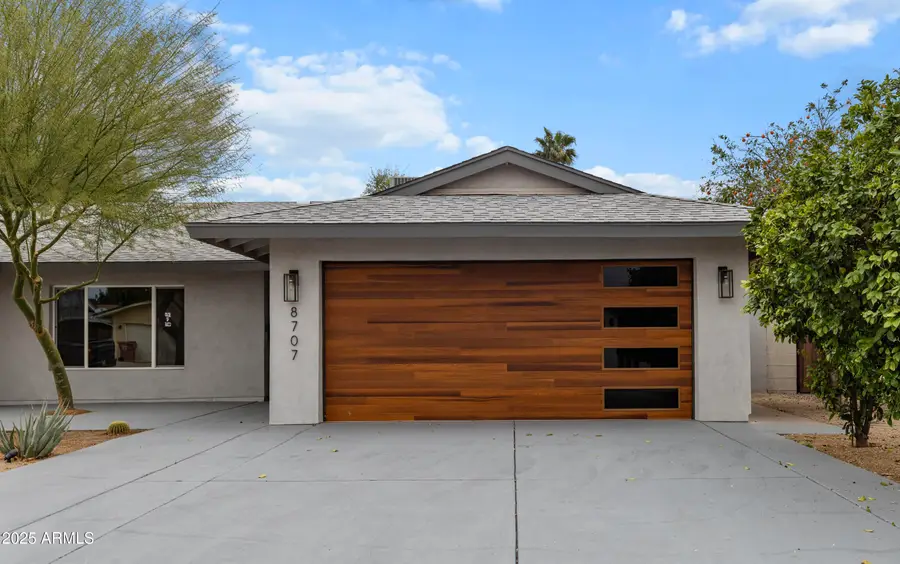 8707 E Clarendon Avenue, Scottsdale, AZ 85251 - Image #2