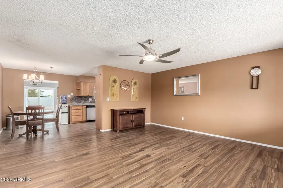 9430 W Arrowhead Drive, Sun City, AZ 85351 - Image #2