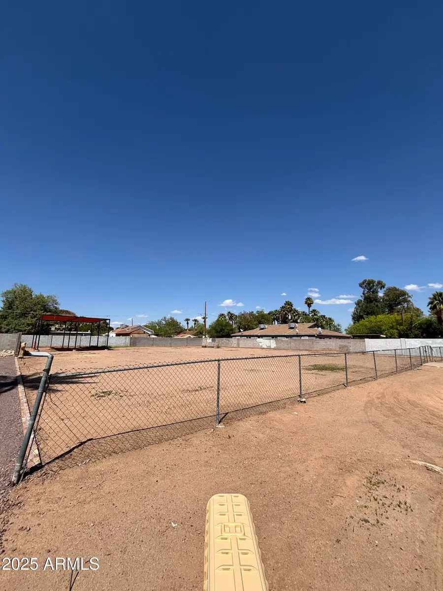 2950 E Granada Road, Phoenix, AZ 85008 - #2