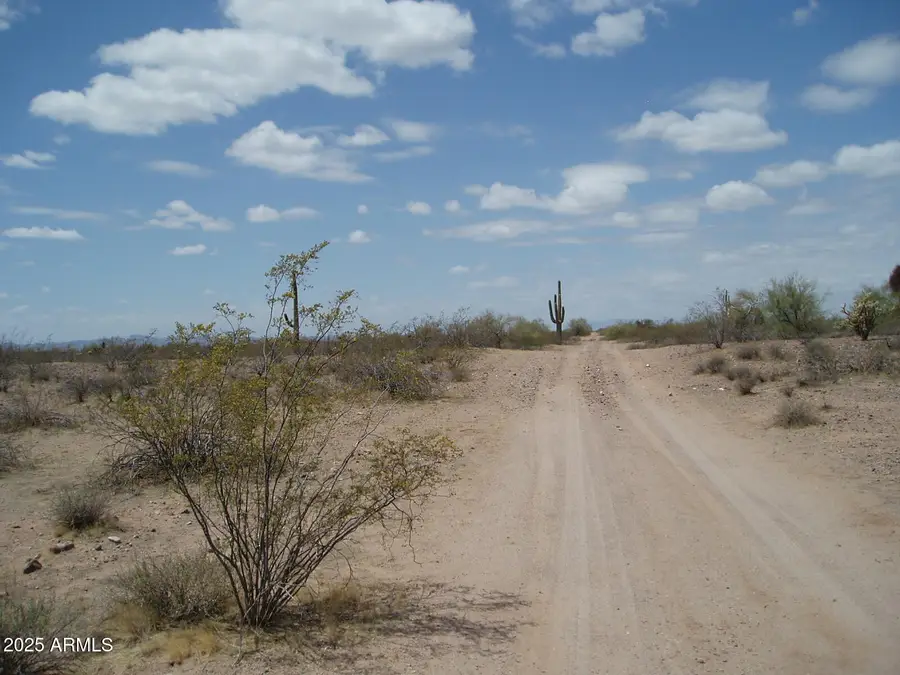 32815 W Villa Cassandra Way #102, Wickenburg, AZ 85390 - Image #3