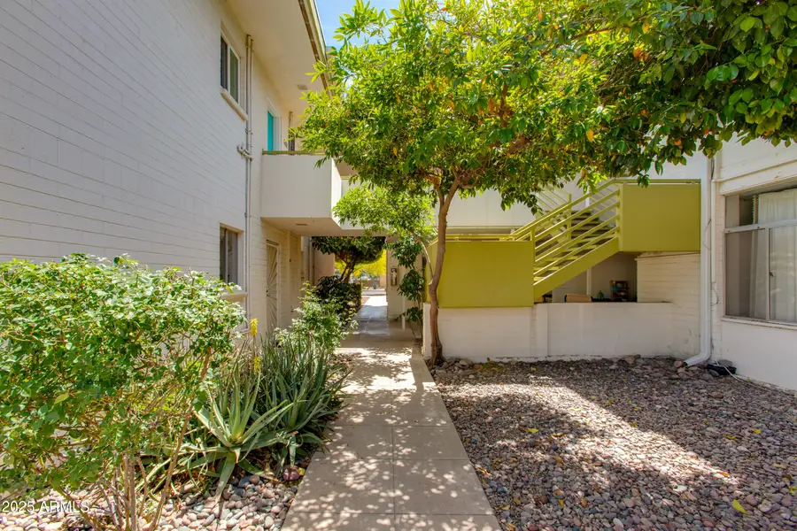 102 W Maryland Avenue #B2, Phoenix, AZ 85013 - Image #3