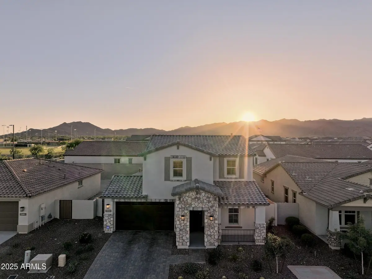 4334 N Pioneer Drive, Buckeye, AZ 85340 - Image #1