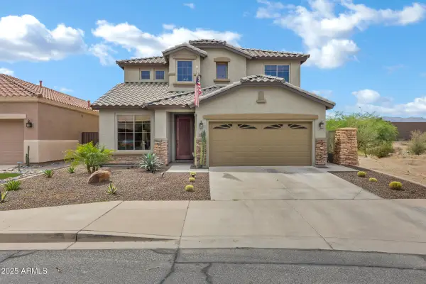 3033 W Redwood Lane, Phoenix, AZ 85045