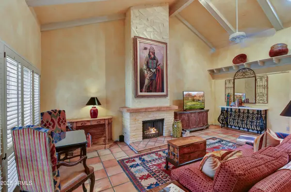 5738 N Scottsdale Road, Scottsdale, AZ 85253