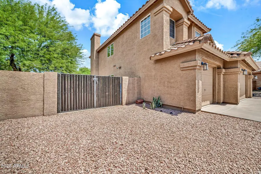 29023 N 46th Way, Deer Valley, AZ 85331 - Image #2
