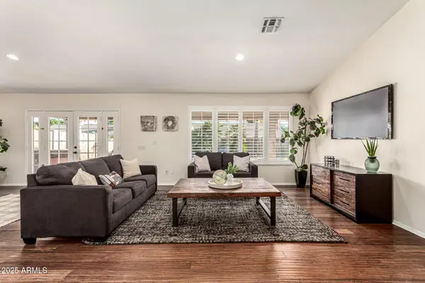 4940 S Rosemary Drive, Chandler, AZ 85248