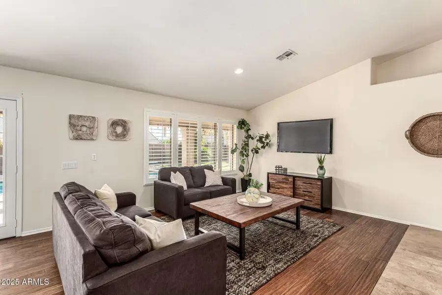 4940 S Rosemary Drive, Chandler, AZ 85248 - Image #2