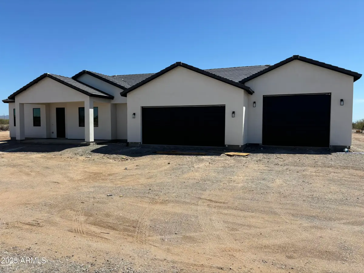 31060 N 213th Drive, Wittmann, AZ 85361 - Image #1