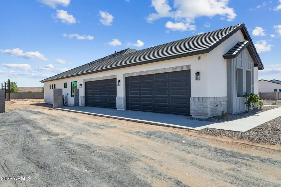 3989 E Freeman Lane, San Tan Valley, AZ 85140 - Image #3