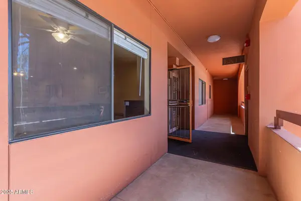 4303 E Cactus Road #202, Phoenix, AZ 85032