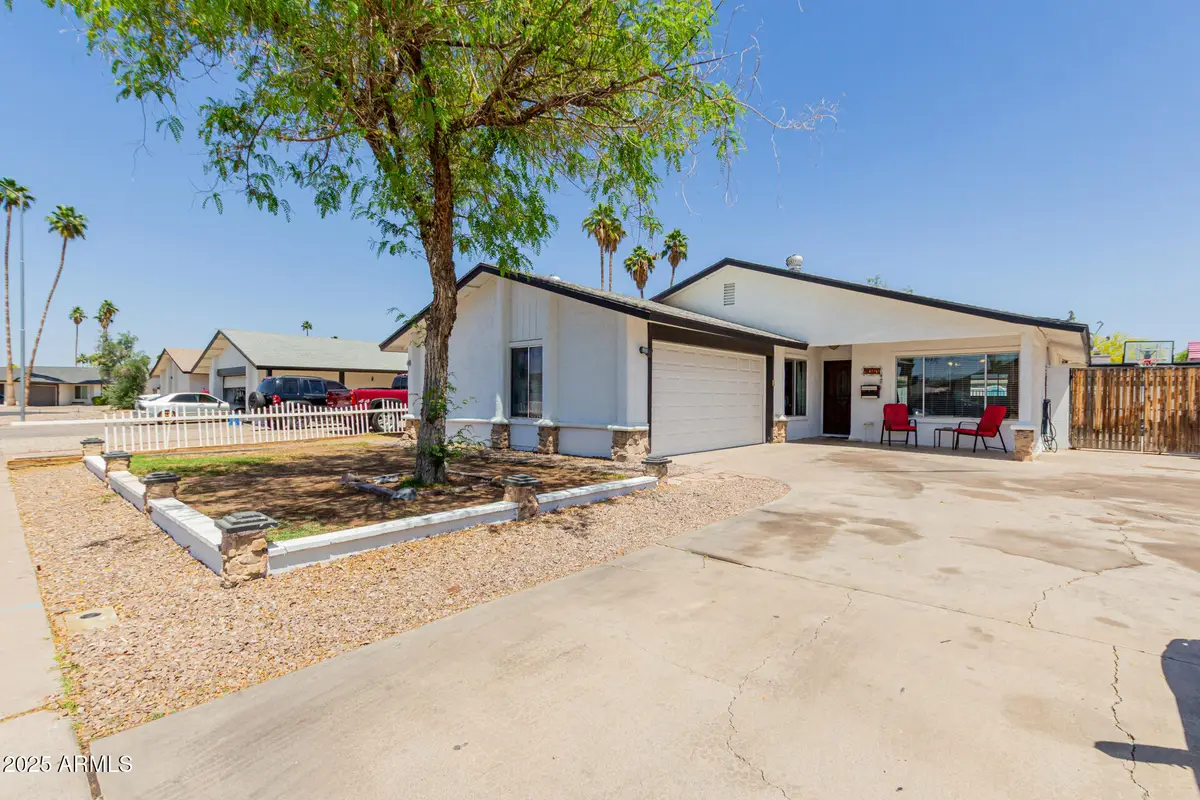 1017 S San Jose Circle, Mesa, AZ 85202 - Image #1