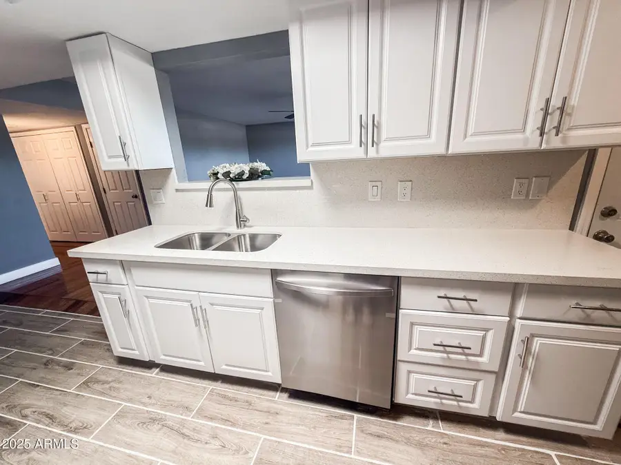 7903 N 61st Avenue, Glendale, AZ 85301 - Image #2