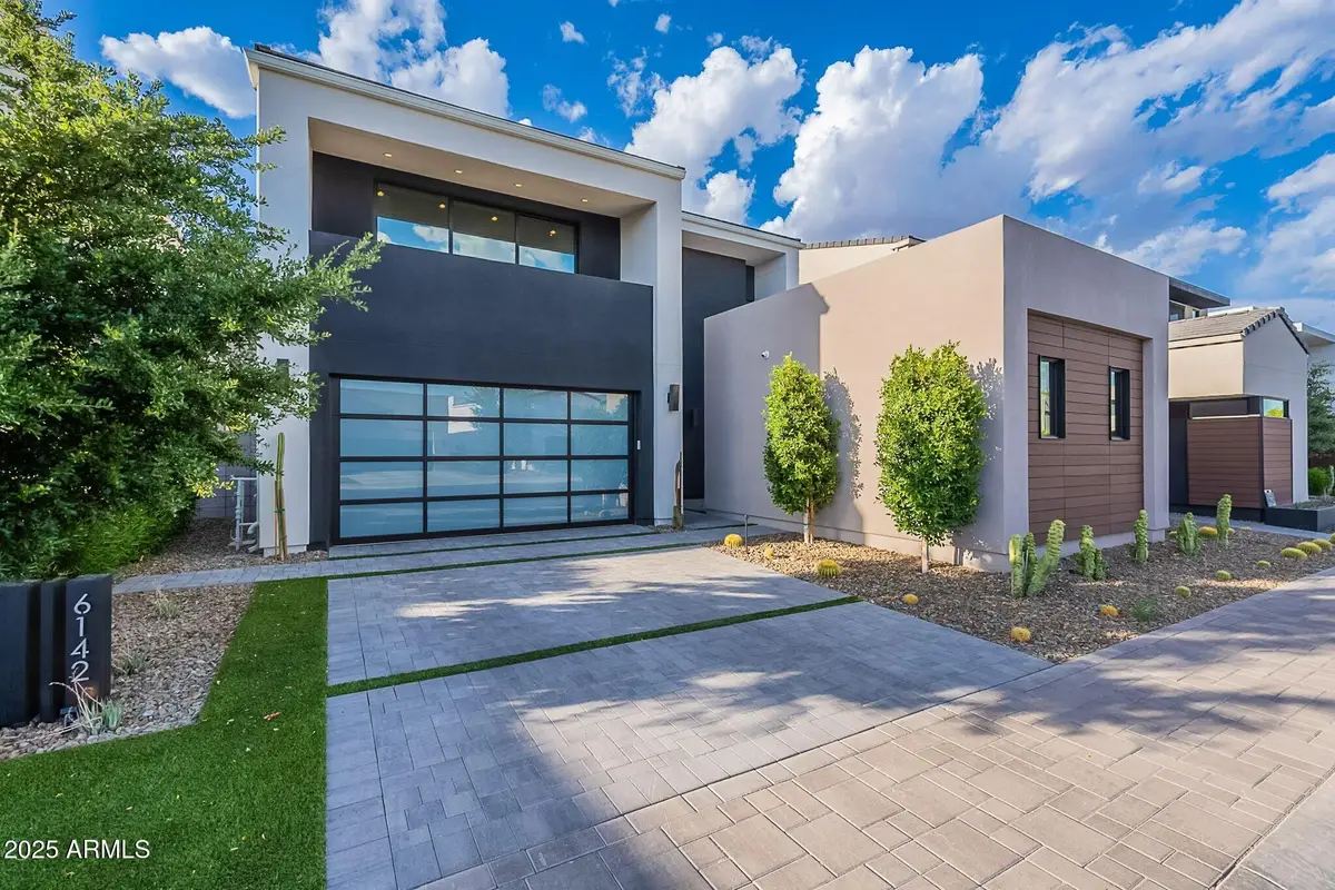 6142 E Alta Hacienda Drive, Phoenix, AZ 85251 - Image #1