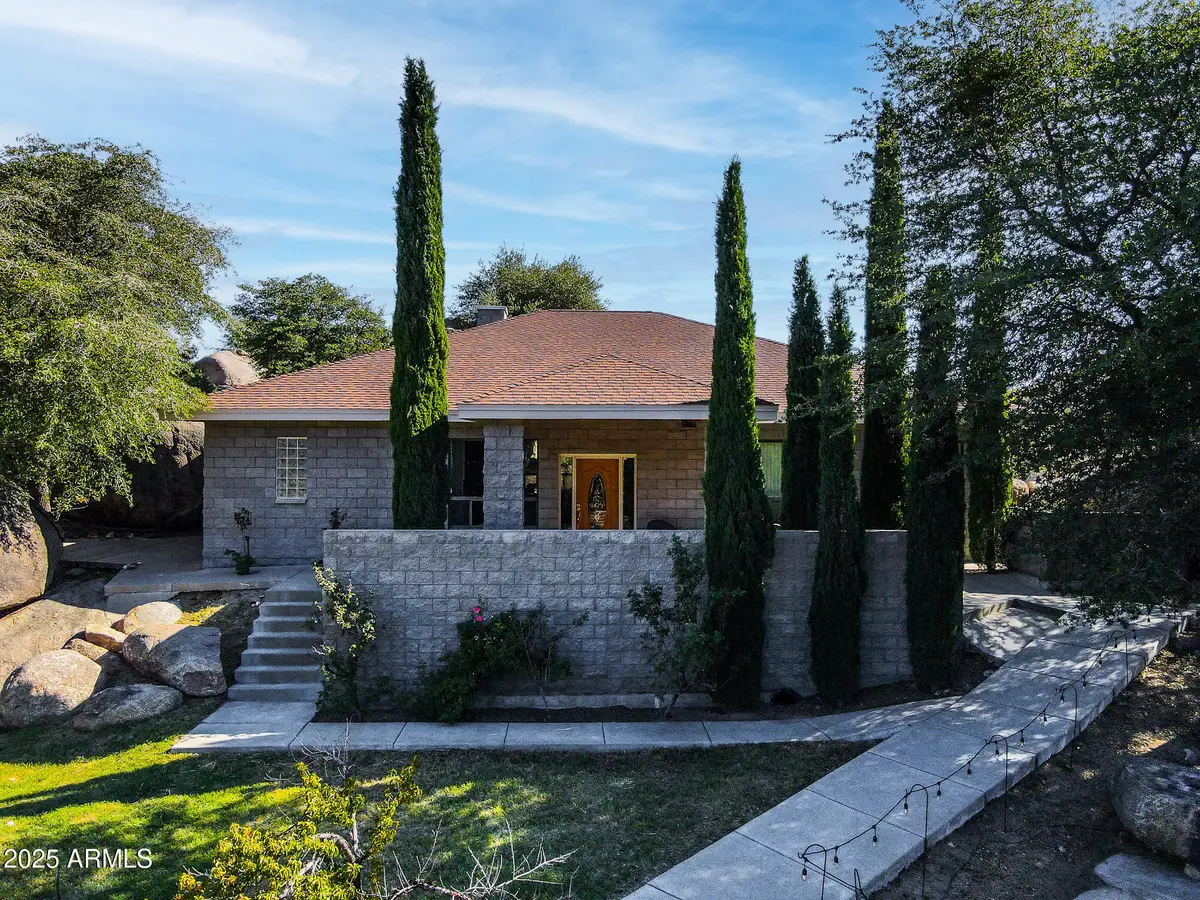 22891 S Lakewood Drive, Yarnell, AZ 85362 - Image #1