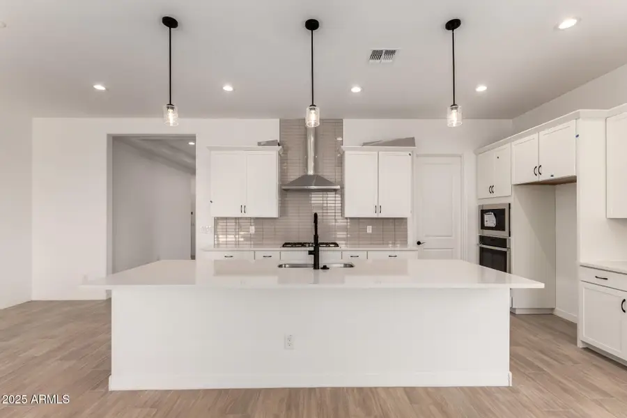 16550 W Creedance Boulevard, Surprise, AZ 85387 - Image #2