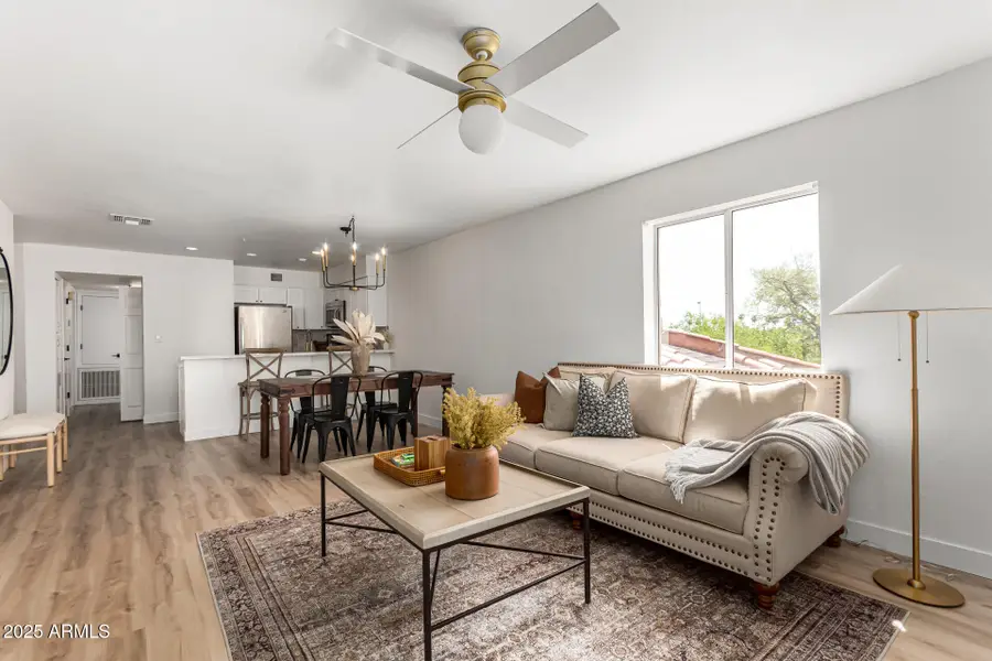 10080 E Mountain View Lake Drive #327, Scottsdale, AZ 85258 - Image #2