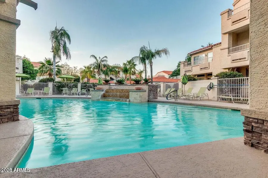 10080 E Mountain View Lake Drive #327, Scottsdale, AZ 85258 - Image #3