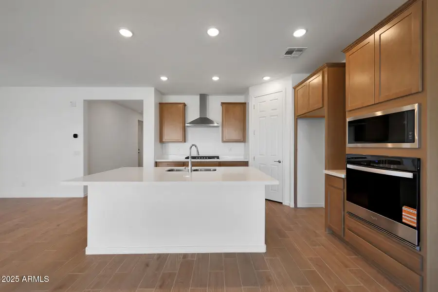 823 W Riparian Drive, San Tan Valley, AZ 85140 - Image #3