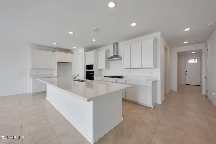 793 W Riparian Drive, San Tan Valley, AZ 85140 - Image #2