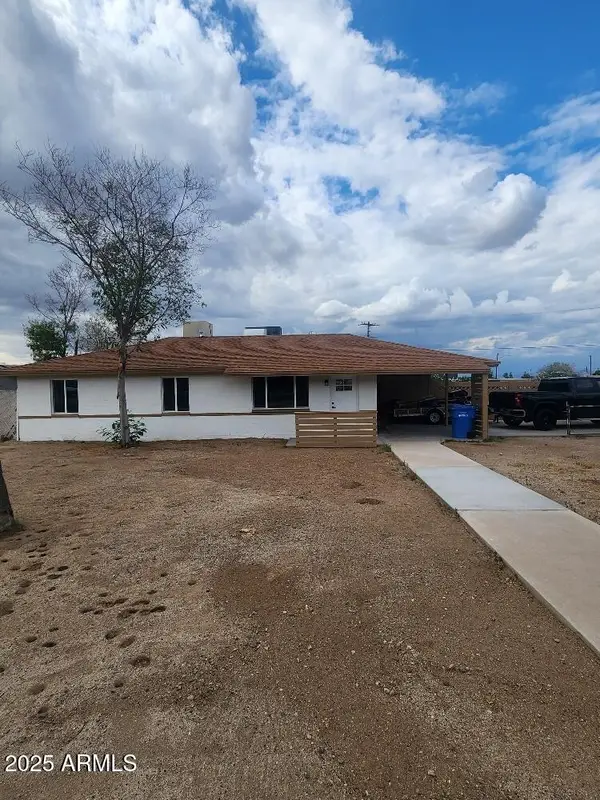 138 E Monte Way, Phoenix, AZ 85042