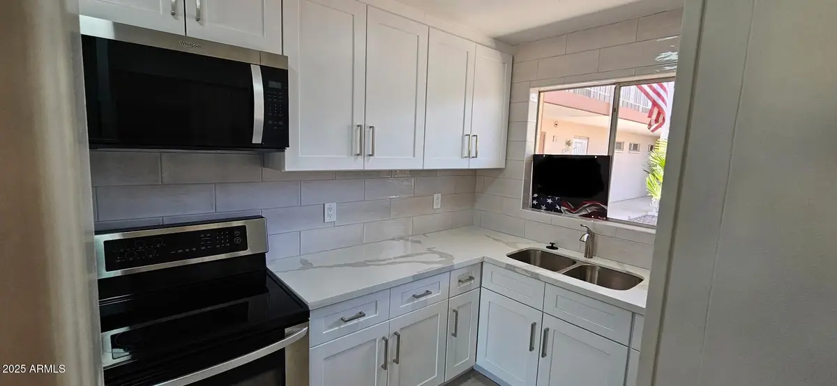 10810 N Fairway Court W, Sun City, AZ 85351 - Image #1