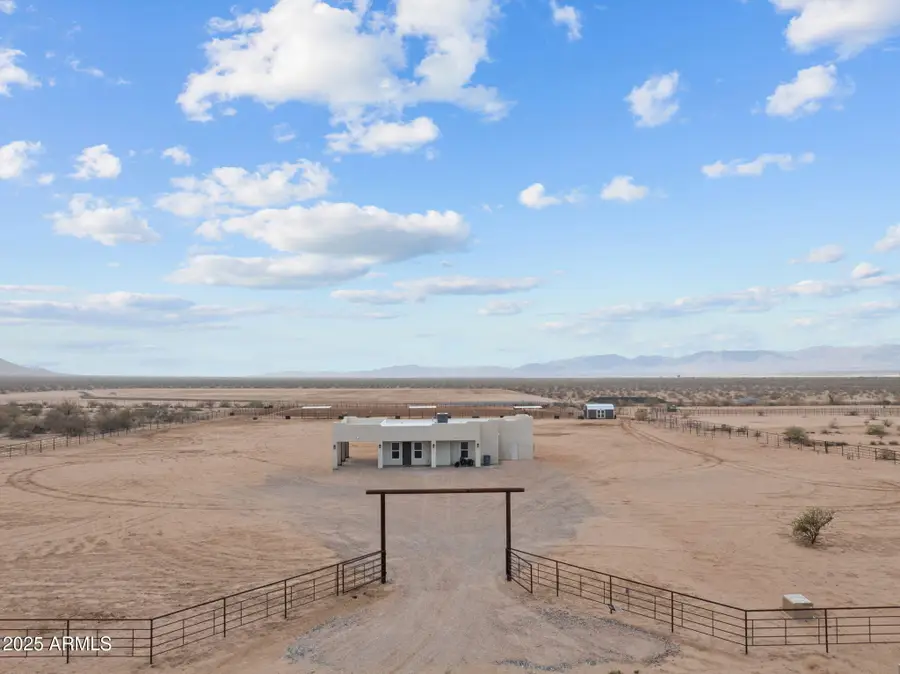 49102 N 530th Avenue, Aguila, AZ 85320 - Image #3