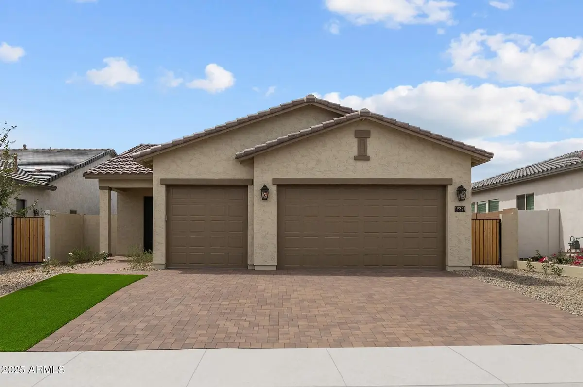 19321 W Luke Avenue, Litchfield Park, AZ 85340 - Image #1